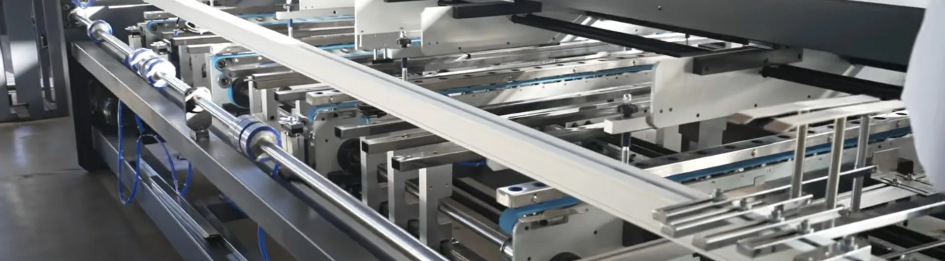 LiYue automatic folder gluers and smart taping machines